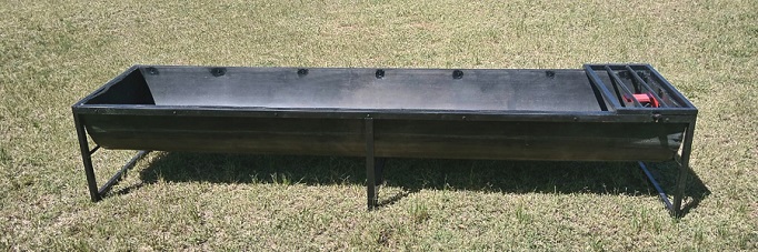 Strong steel frame with conveyor cattle water drinking troughs